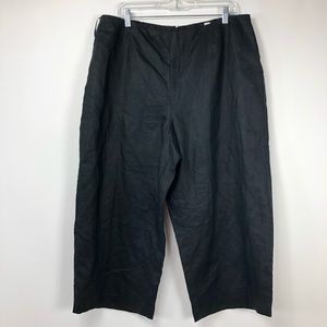 Nikki Valenti Irish linen black cropped Capri. 18